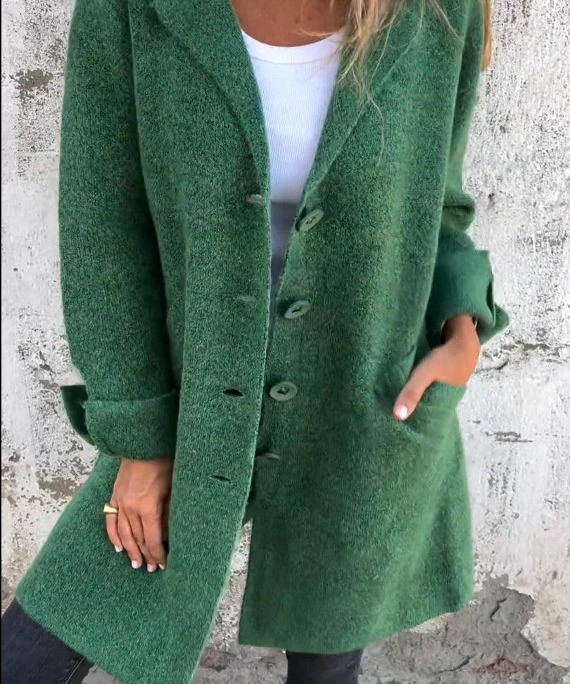 Nika - Elegantní minimalistický kabát