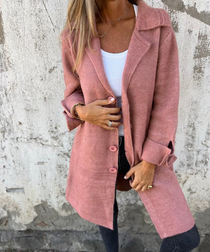 Nika - Elegantní minimalistický kabát